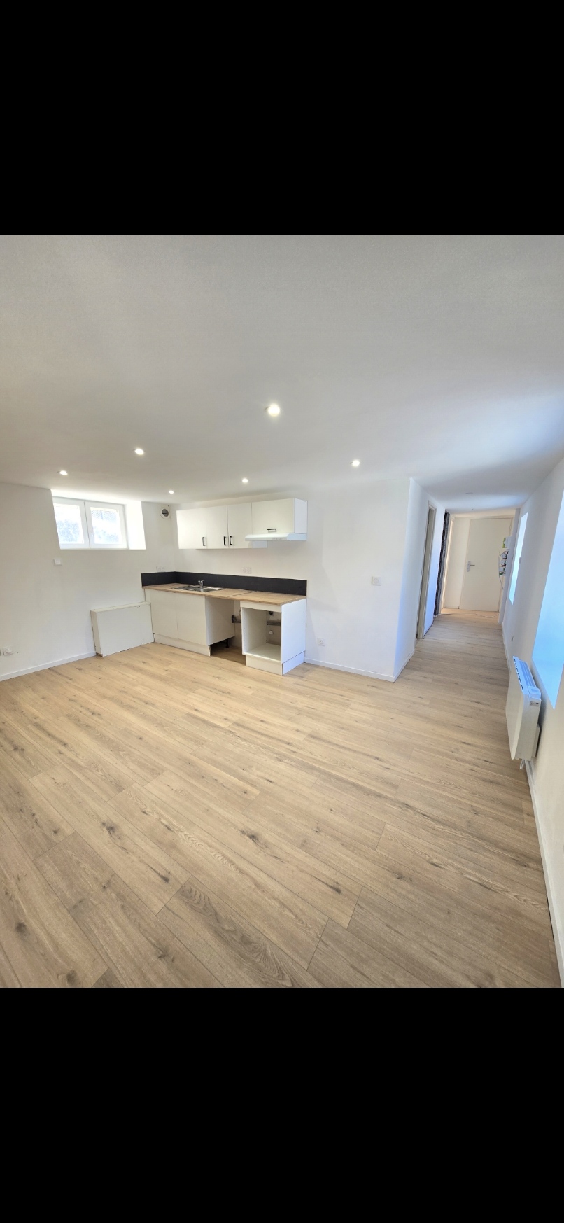 Studio rénové clé en main — Saint-Forgeux (69)